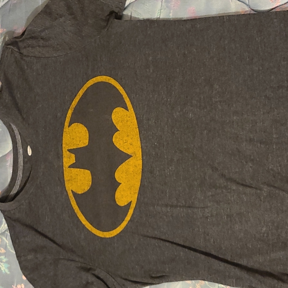 Old Navy tee